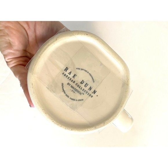 New RAE DUNN Christmas “SANTA" White Mug - Picture 5 of 7